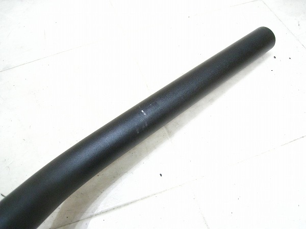 ライザーバー 600/25.4mm アルミ ブラック