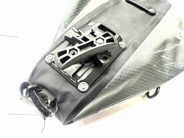 サドルバッグ WATERPROOF ボルト欠品