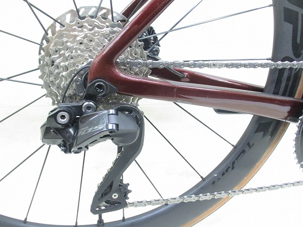 SCULTURA 8000 / Di2 105組