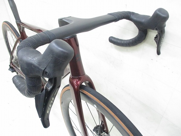 SCULTURA 8000 / Di2 105組