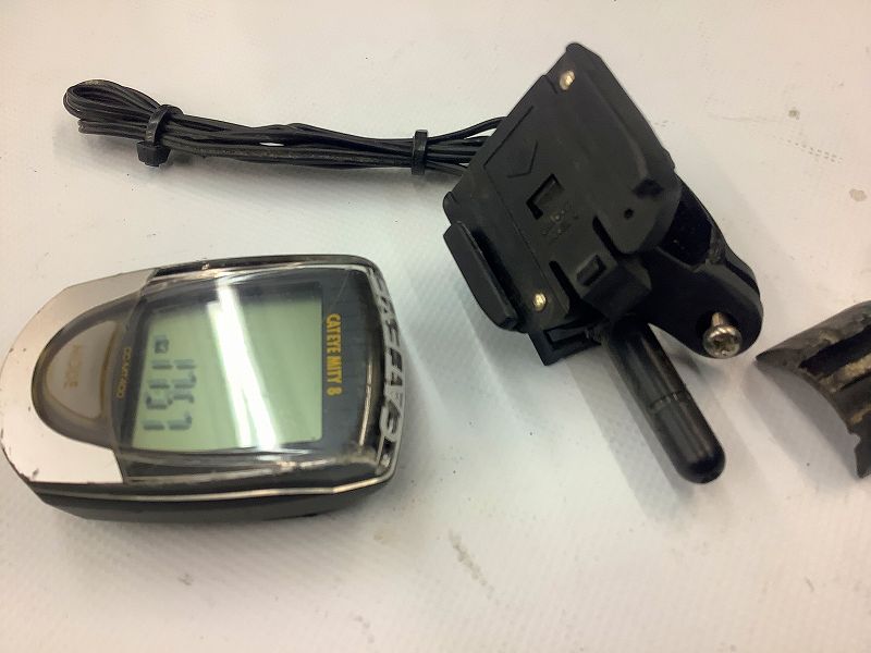 サイクルコンピューター CC-MT400