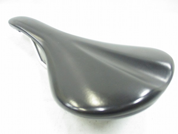 サドル SCOOP FLAT ブラック