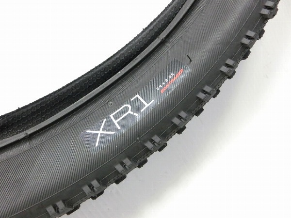 ブロックタイヤ　XR1 24×2.25