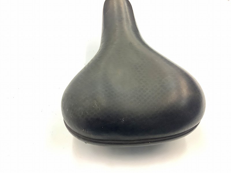 サドル　MIYATA純正　BLK