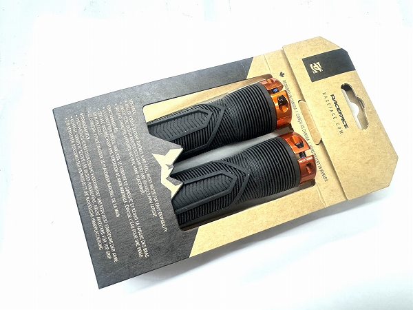 ロックオングリップ CHESTER 31mm ブラック/オレンジ