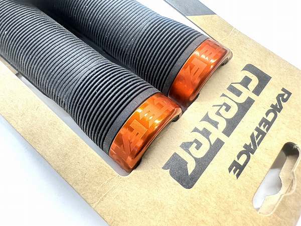 ロックオングリップ CHESTER 31mm ブラック/オレンジ