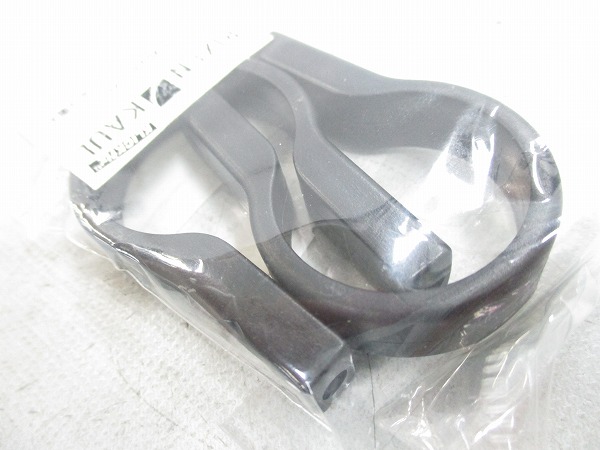 ハンドルバークランプ　31.8mm　2個入り