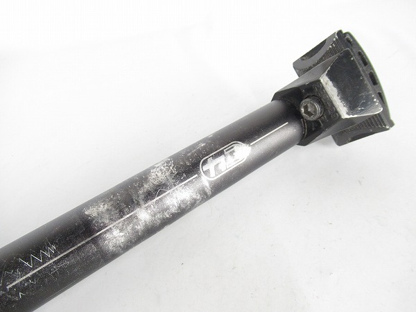 シートポスト　C4　ブラック　27.2mm/350mm