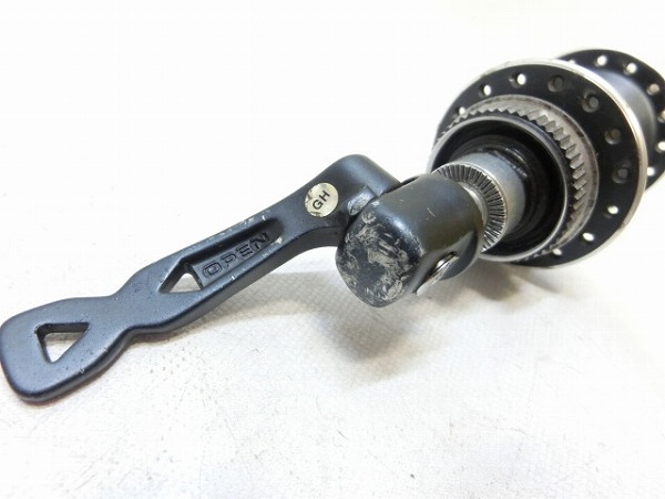 リアハブ XTR FH-M975 135mm/32H