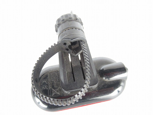 リアライト　TL-LD130　3LED　単4×3本　点灯・点滅