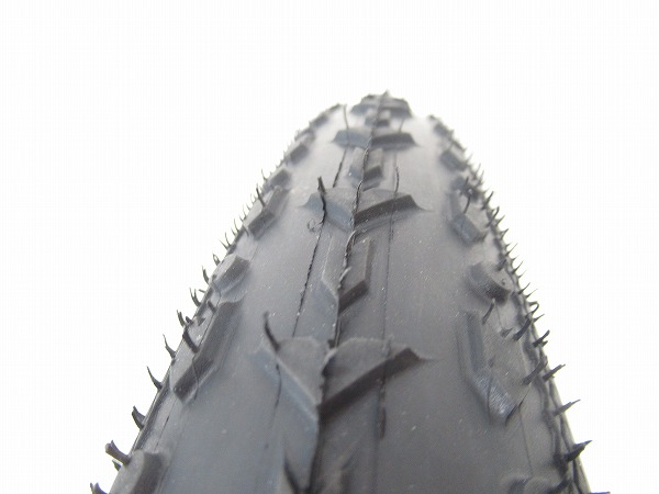タイヤ　TERRENO T80 COARSE LOOSE TLR　700×37C