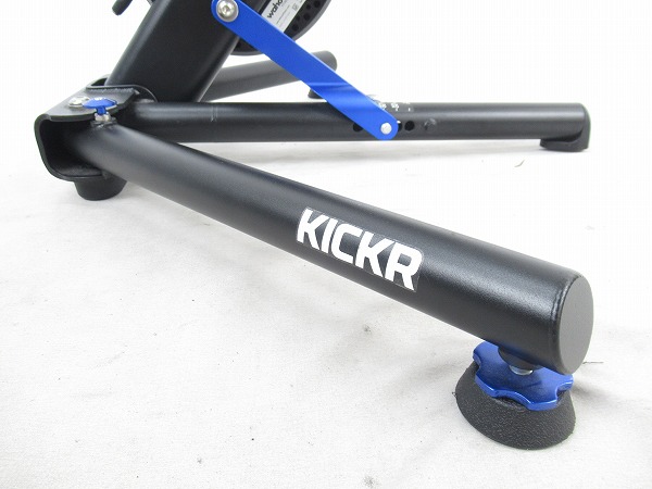 スマートトレーナー　KICKR V4