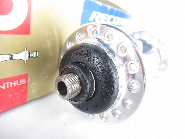 フロントハブ　RECORD TITANIUM　100mm　32H