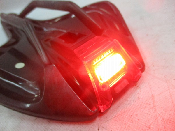 サドル CONTACT SLR CARBONレール